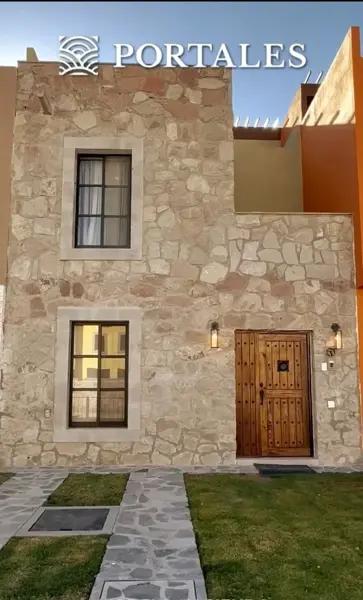 CASA EN VENTA LOS PORTALES  EN ZIRÁNDARO SMA