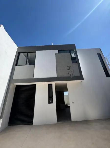 Casa en Miralto Residencial con excedente de terreno Casa en Miralto Residencial con excedente de terreno