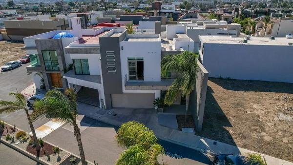 CASA EN VENTA PARAISO DEL RIO