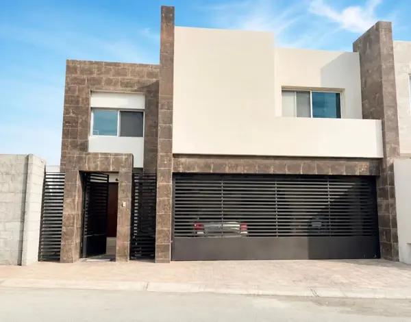 Hermosa Residencia en gomez palacio Fraccionamiento San Patricio