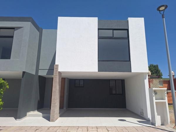 CASA EN PREVENTA CON 4 RECÁMARAS EN FRACCIONAMIENTO CERRADO EN CUAUTLANCINGO.