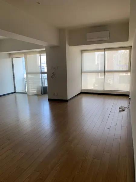 Departamento en Venta en Grand Polanco con Balcón y 2 Recámaras