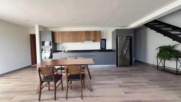 CASA TRIPLEX EN VENTA EN STA. BÁRBARA, TORREÓN, COAH. CASA TRIPLEX EN VENTA EN STA. BÁRBARA, TORREÓN, COAH.