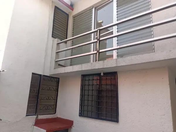 Casa sola lomas de cortes con facil acceso a salida a autopista, cercana a centros comerciales Casa sola lomas de cortes con facil acceso a salida a autopista, cercana a centros comerciales