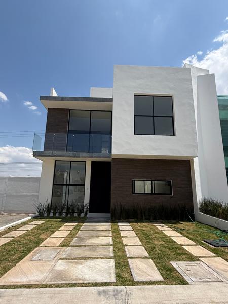 CASA EN VENTA – VALLE DEL SOL 2
Precio: $3,950,000 MXN