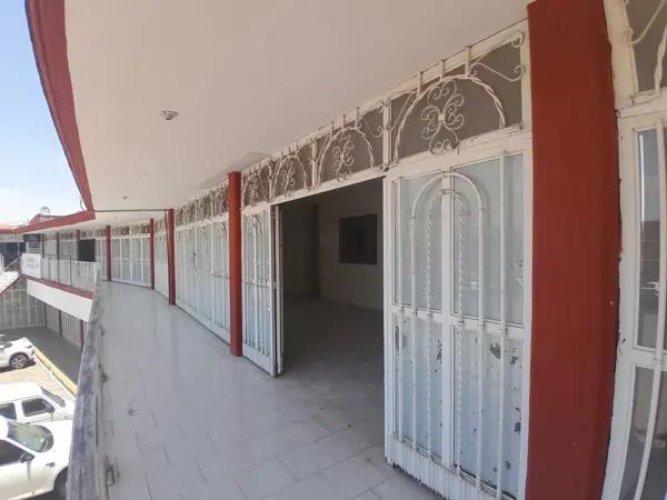 LOCAL COMERCIAL EN PLAZA AGUARRICA SAN JUAN DEL RIO