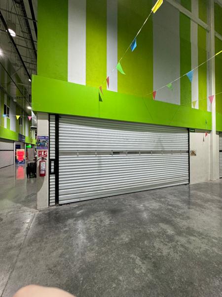 LOCAL EN RENTA MULTICOMERCIAL APODACA SANTA ROSA NL