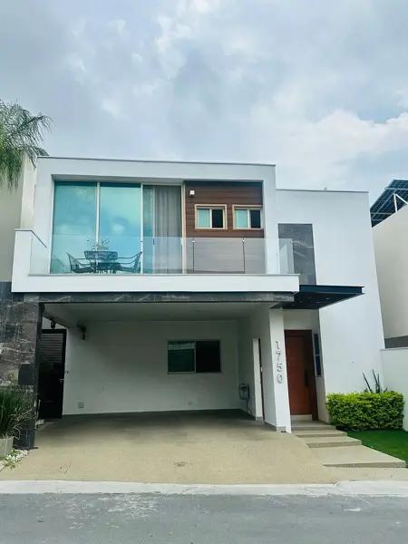 CASA EN VENTA VISTANCIA
