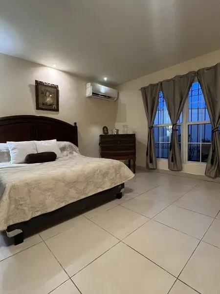 CASA EN VENTA EN SAN JERÓNIMO