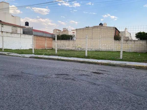 TERRENO EN RENTA, BELLAVISTA, METEPEC, MEXICO