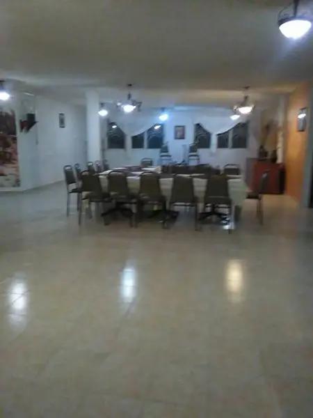 LOCAL COMERCIAL EN RENTA