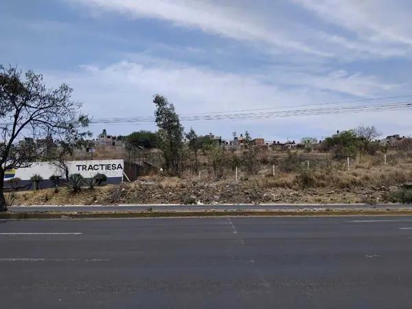TERRENO EN VENTA Y/O RENTA, TIRIMBARO, MICHOACAN, MEX.