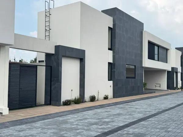 CASA EN CONDOMINIO EN VENTA