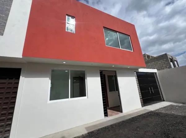 CASA NUEVA EN CAPULTITLAN, (EJIDO) ESTADO DE MÉXICO