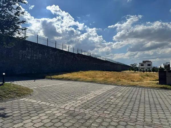 TERRENO EN VENTA, CONDADO DEL VALLE, METEPEC, MÉXICO.
