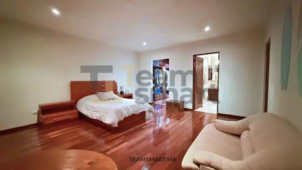Casa en Venta en San Martinito - Residencia de Lujo con piscina - 4 cuartos