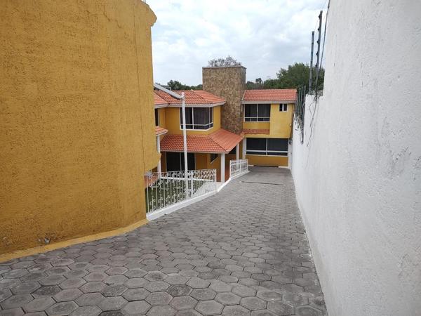 Casa en venta: amplia propiedad con cerca eléctrica en Puebla