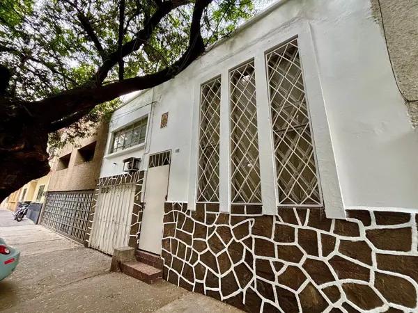 VENTA DE CASA EN COL. NARVARTE PONIENTE, ALCALDIA BENITO JUAREZ.