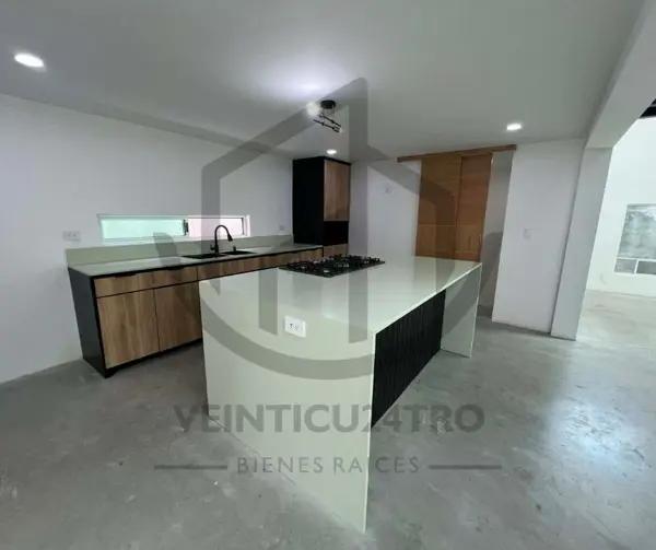 Casa Vanguardista con Acabados de Mármol | Colonia Rodríguez, Reynosa