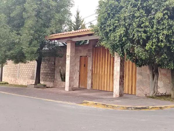 Casa en venta en San Miguel Tlaixpan, Texcoco, México