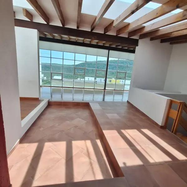 CASA EN VENTA EN CUMBRES DEL CIMATARIO, HUIMILPAN