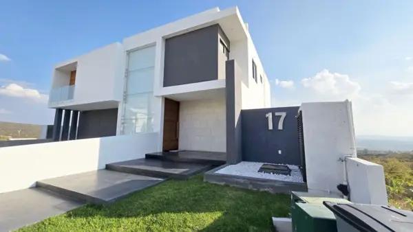 Venta Residencia con Vistas Panorámicas en Vista Real, Corregidora, Querétaro Venta Residencia con Vistas Panorámicas en Vista Real, Corregidora, Querétaro