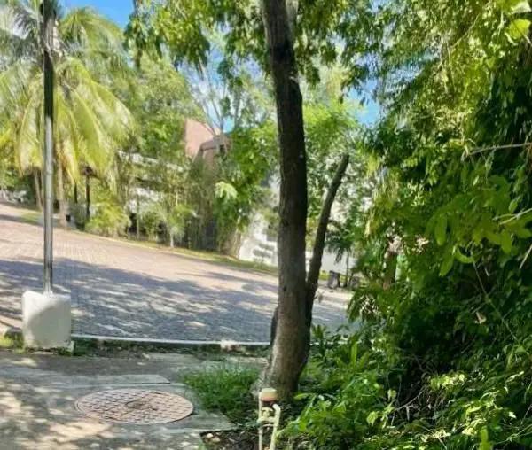 LOTE EN ZONA RESIDENCIAL EN PLAYACAR PLAYA DEL CARMEN LOTE EN ZONA RESIDENCIAL EN PLAYACAR PLAYA DEL CARMEN