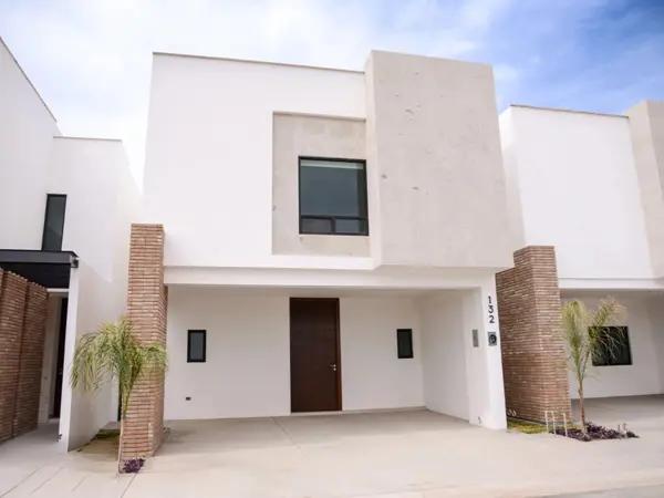 Casa en venta en La Rioja Residencial, Torreón, Coahuila de Zaragoza Casa en venta en La Rioja Residencial, Torreón, Coahuila de Zaragoza