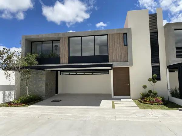 Casa en Venta en Terranova, Pachuca: Seguridad y Confort en Conjunto Cerrado