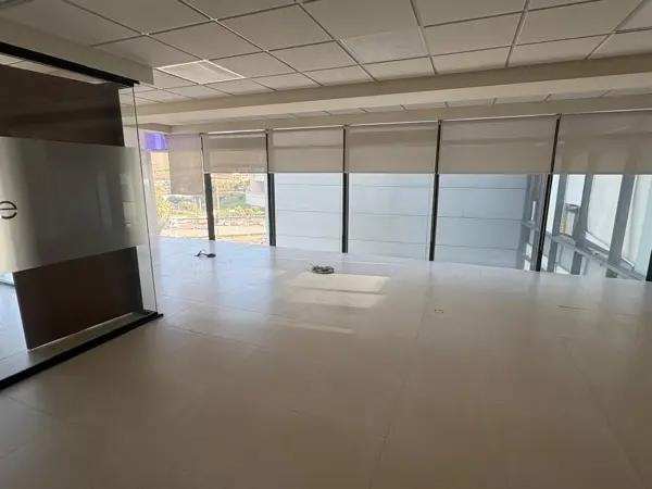 OPORTUNIDAD PARA INVERSIONISTAS Y EMPRESARIOS 
OFICINA EN VENTA – ZONA CENTRO SUR