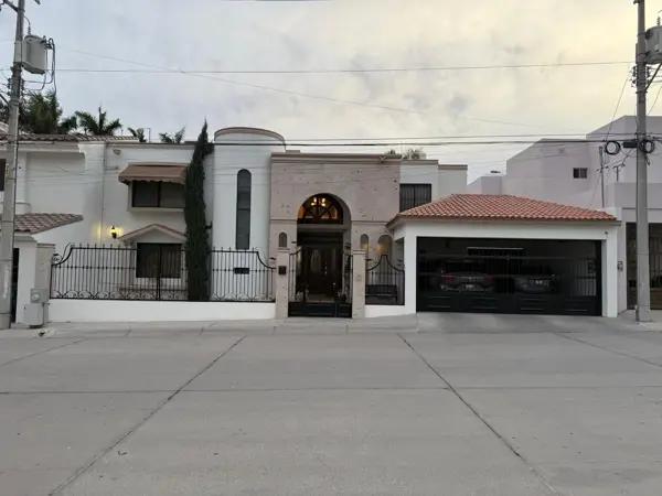 Casa en venta en La Paloma Residencial II, Hermosillo, Sonora