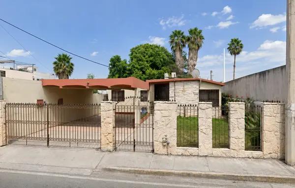 Casa en Venta en Colonia Leones Monterrey, Nuevo León