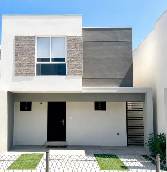 Casa en venta en Dominio Cumbres García, con alberca y área de juegos