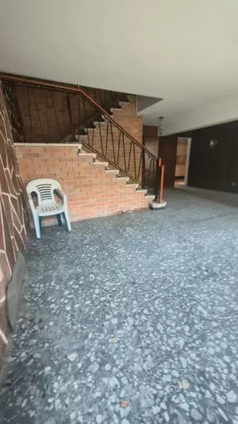 VENDO CASA EN COL. NARVARTE PONIENTE!!!!
