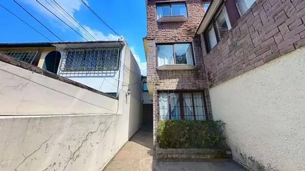 Hermosa casa en fraccionamiento tranquilo