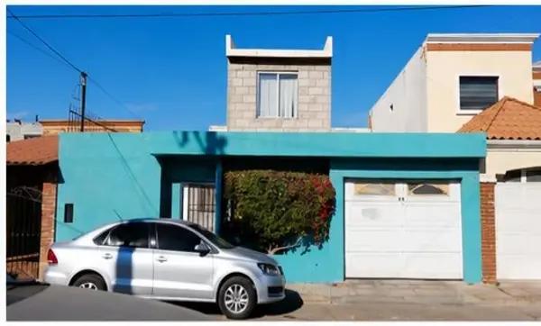 Amplia Casa en Mexicali con 5 Recámaras y 4 Baños Amplia Casa en Mexicali con 5 Recámaras y 4 Baños