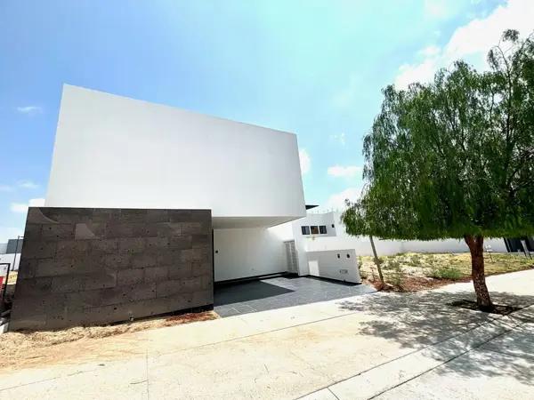 VENTA CASA NUEVA ST ANGELO