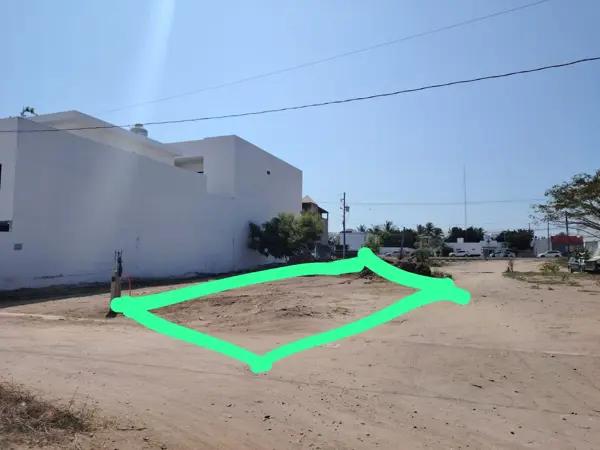 Venta De Terreno Colindante Con Áreas Verdes Del Fraccionamiento, A Solo Unos Metros De La Carretera