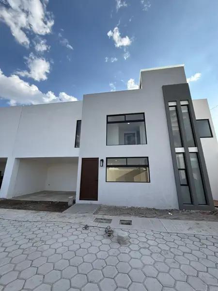 Casa en Venta en Condominio Cerrado en San Bernardino Tlaxcalancingo, Puebla Casa en Venta en Condominio Cerrado en San Bernardino Tlaxcalancingo, Puebla