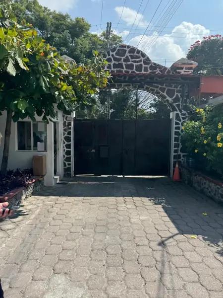 Se  Vende Casa de Entrega Inmediata en Calle Ignacio Zaragoza, Col. Los Almendro, Jiutepec Morelos