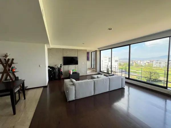 Penthouse en Venta en Zibatá con Vista al Campo de Golf