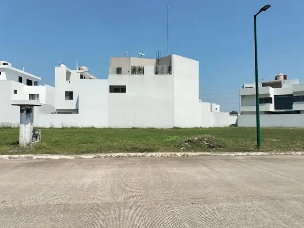 Lote en venta!! Fracc. Ónix Residencial $1'250,000