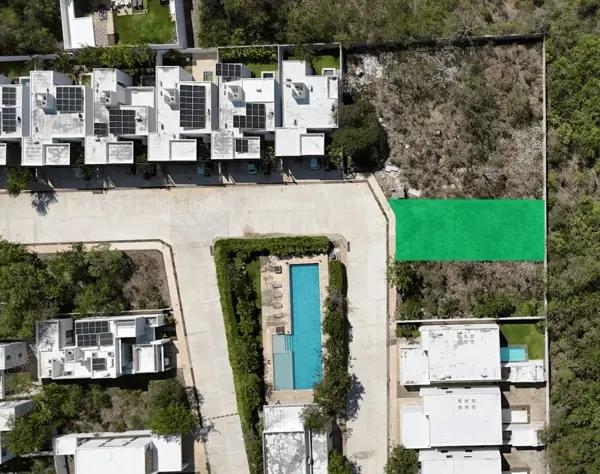 TERRENO EN VENTA , VARENA LIVING, CHOLUL, MÉRIDA TERRENO EN VENTA , VARENA LIVING, CHOLUL, MÉRIDA