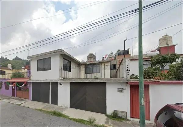 CASA EN VENTA EN RANCHO LA MORA TOLUCA CASA EN VENTA EN RANCHO LA MORA TOLUCA