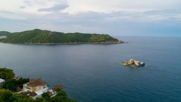 Terreno Residencial con vista plena al mar