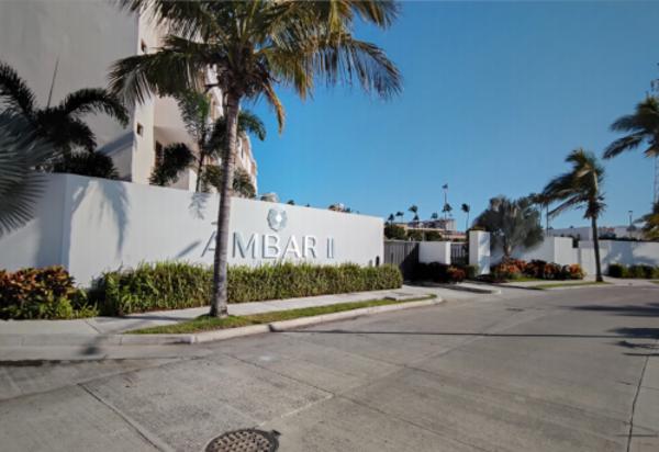 CASA DE ENTREGA INMEDIATA EN MACARELA, COND. AMBAR, COL. PALMILLA, MAZATLAN SINALOA