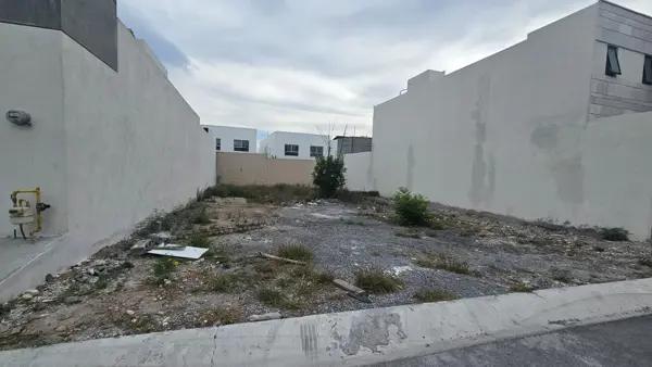 Terreno en venta en Fraccionamiento La Escondida Terreno en venta en Fraccionamiento La Escondida