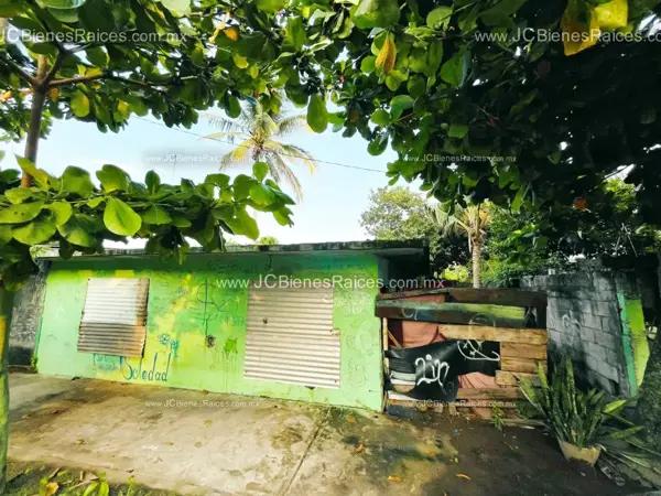Invierte poco: Terreno de 200m² a metros de la Carretera Veracruz-Cardel. Solo contado. Invierte poco: Terreno de 200m² a metros de la Carretera Veracruz-Cardel. Solo contado.