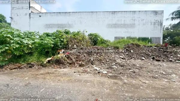 ¡Terreno 475m² en Zona Sur! A metros de Plaza Américas y Vía Muerta. ¡Terreno 475m² en Zona Sur! A metros de Plaza Américas y Vía Muerta.