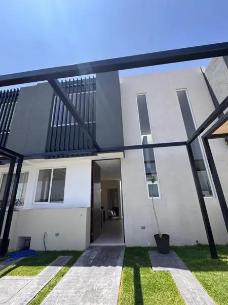 ¡CASAS NUEVAS AL NORTE DE LA CIUDAD!